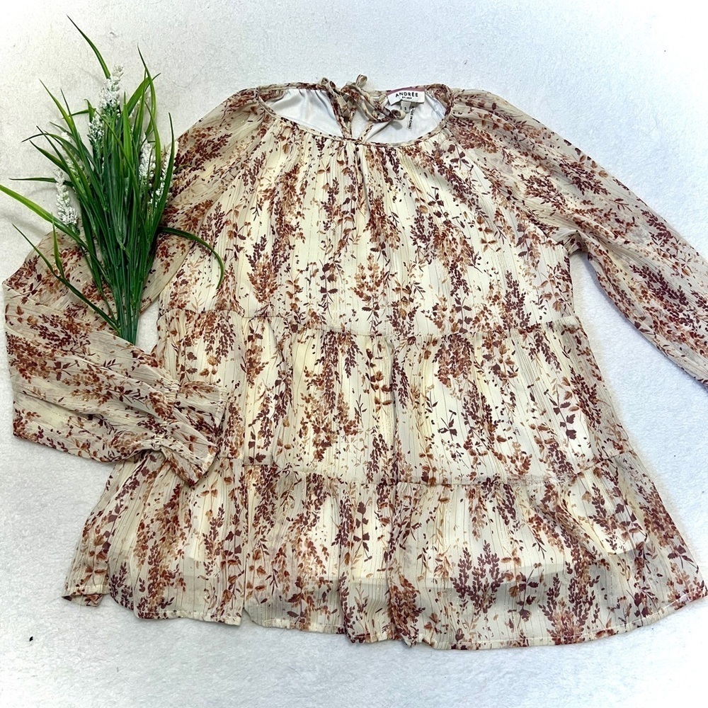 Andree By Unit Floral Shimmer Peasant Blouse - Small